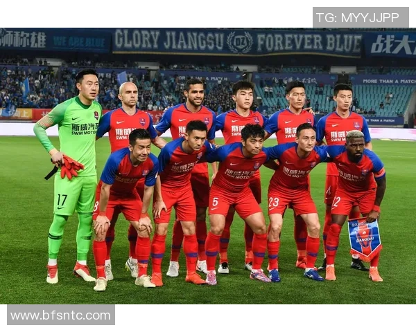 重庆足球队比赛经验分析与大满贯点评的深度解读